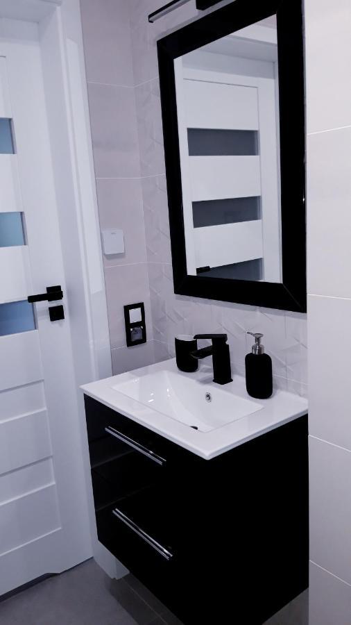 Apartament Wiktoria Ustrzyki Dolne Luaran gambar